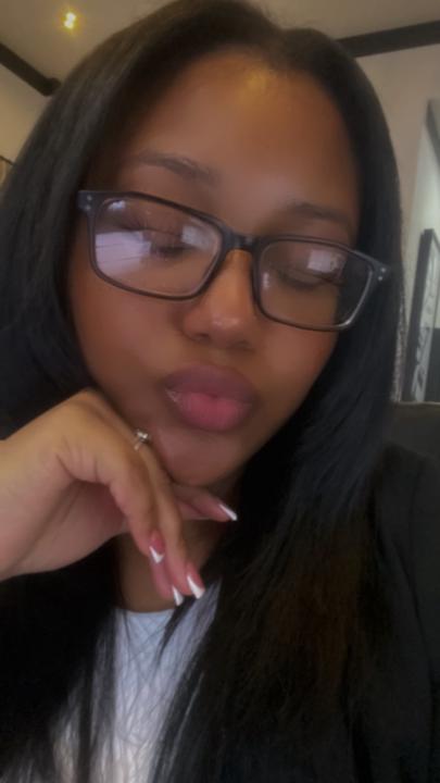 Valencia Davis