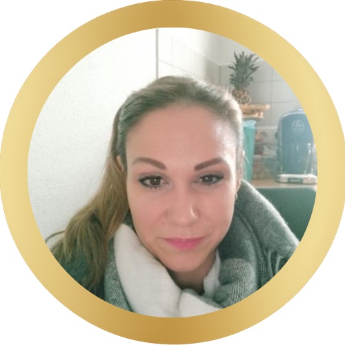Anna Majbour