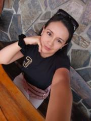 Bella Ayala