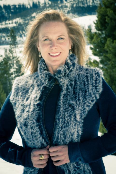 Elle B Willson