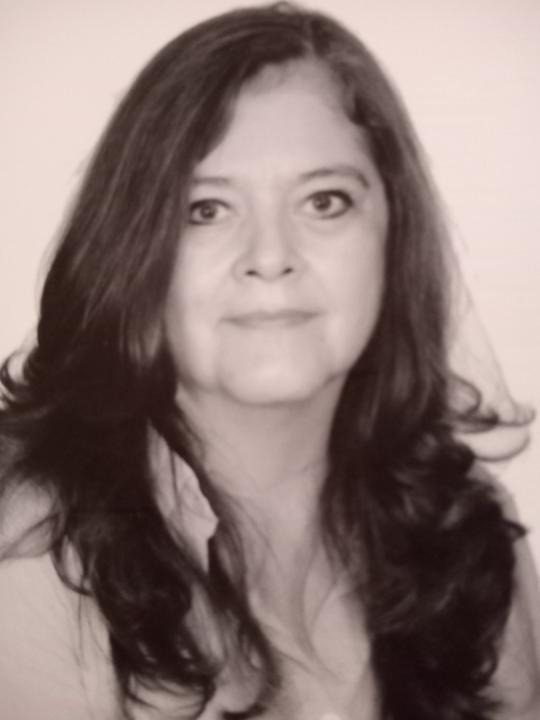 Angeles De la Mora