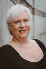 Deanna Storms