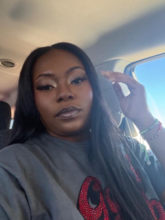 Essence Henry