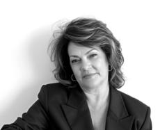 Lisa Johnstone