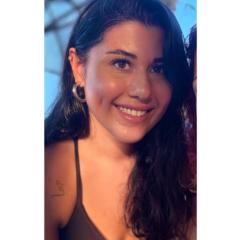 Ece Kayalar