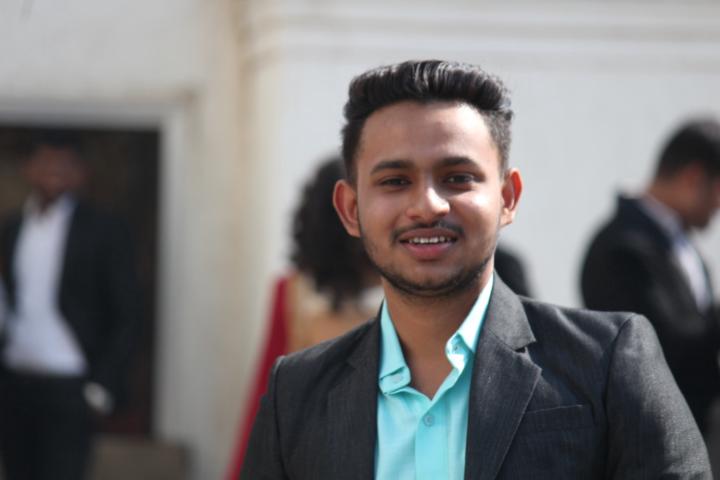 Nikunj Charaniya