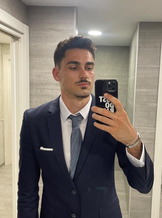 Aleix Mena