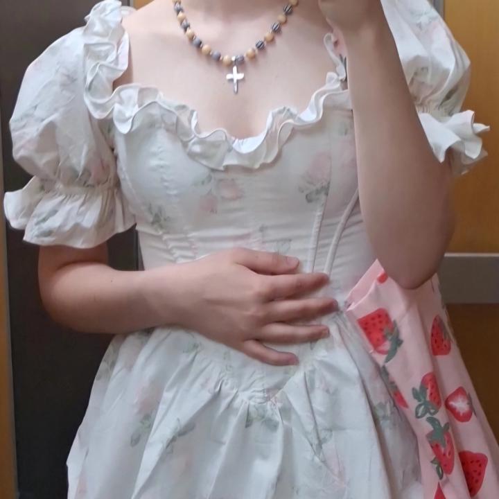Lana R