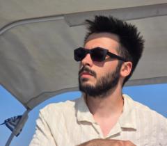 Leo Vacavliev