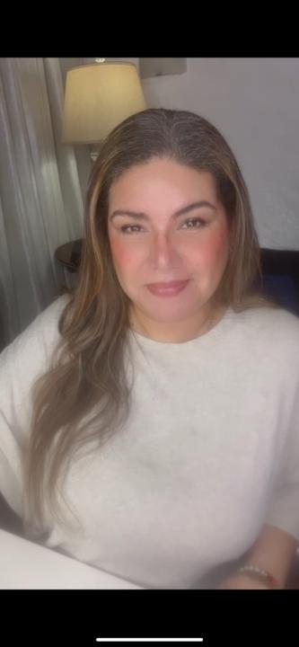 Hazel A Sáenz