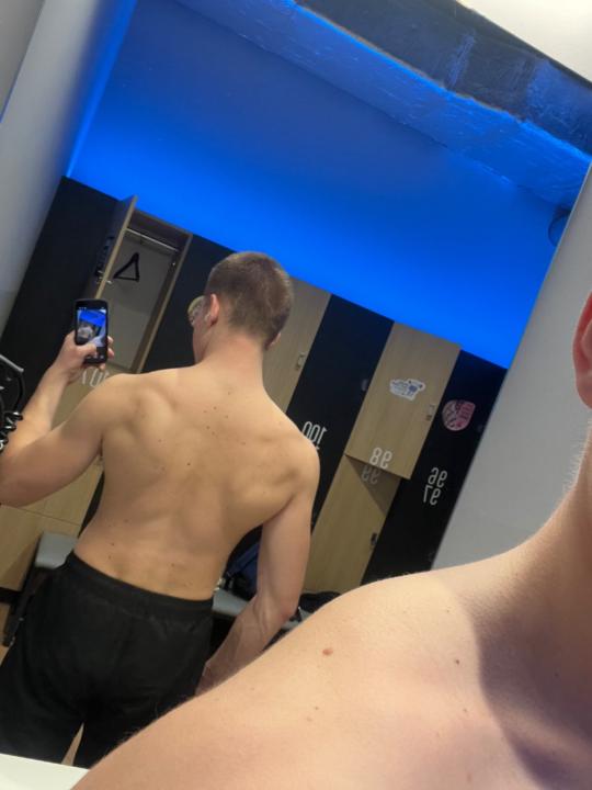 Kacper B