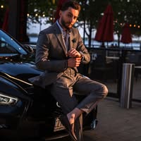 Adam Stoikos