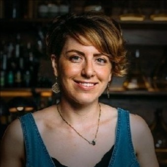 Amanda Jennings