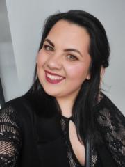 Emma Knolwes