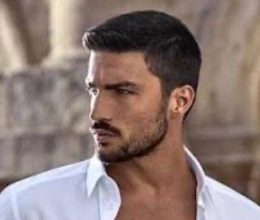Artur Jovanni