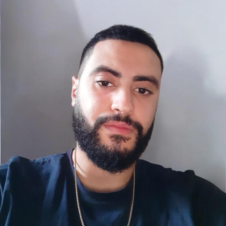 Hadari Omar