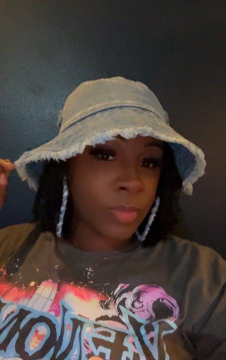 Talaneisha Hinton