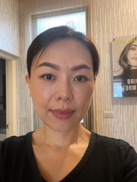 曾 莘琳