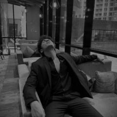 Robert Stoic