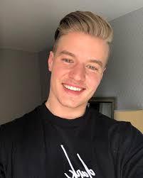 Niklas K