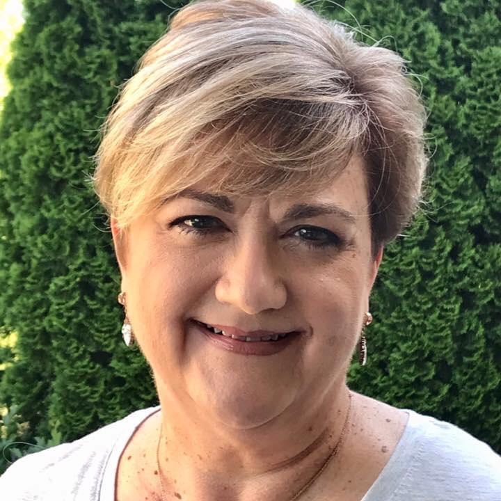 Betsy Robertson