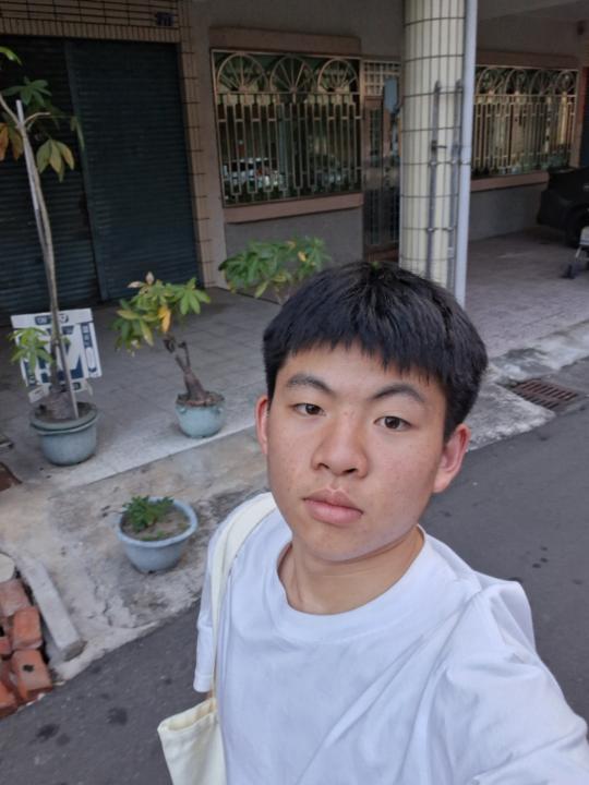 嘉葦 邱
