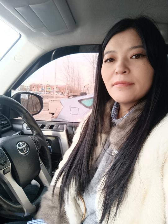 Үүрдмөнх Хэрлэнчимэг