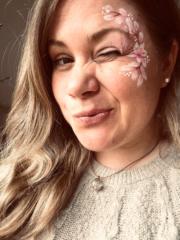 Andrea Avé