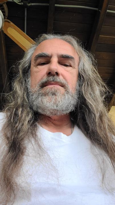 Robert Guzina