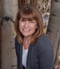 DeDe Dickinson