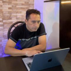 Marcos Morales