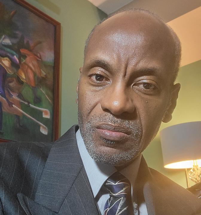 Dr Richard Gayle