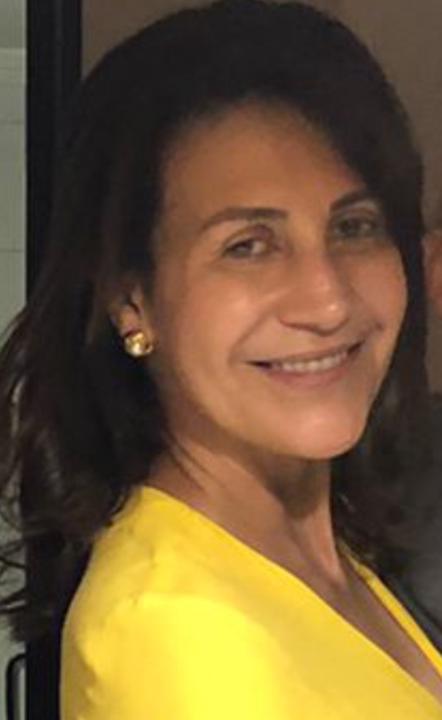 Cyntia Cruz