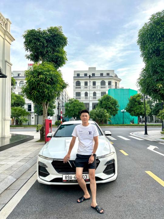 Hiếu Lê