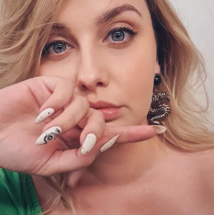 Ashley Pelham