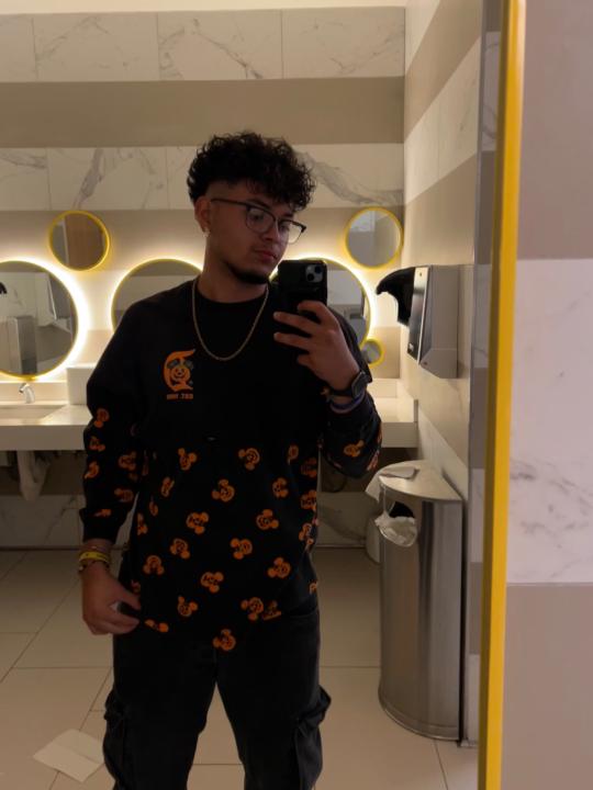 Adrian Pena