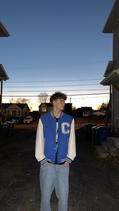 Derek Thibault
