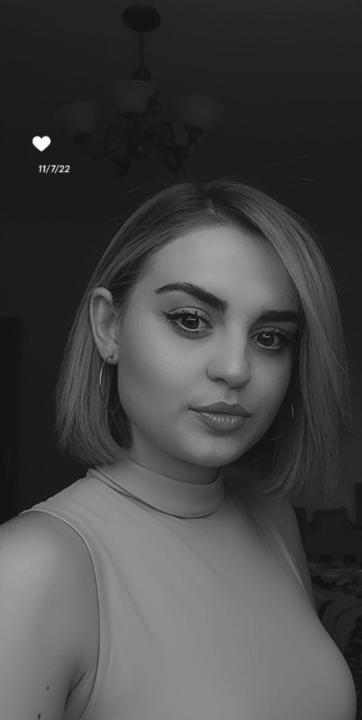 Eva Brahimi