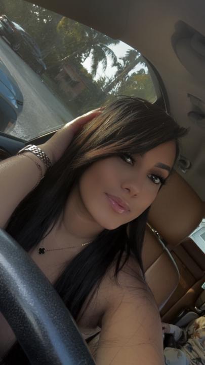 Yari Santos