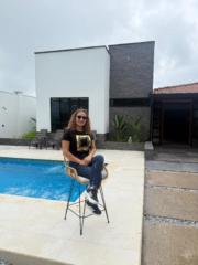 Bibiana Maria Orrego arando