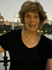 Lucia Stern