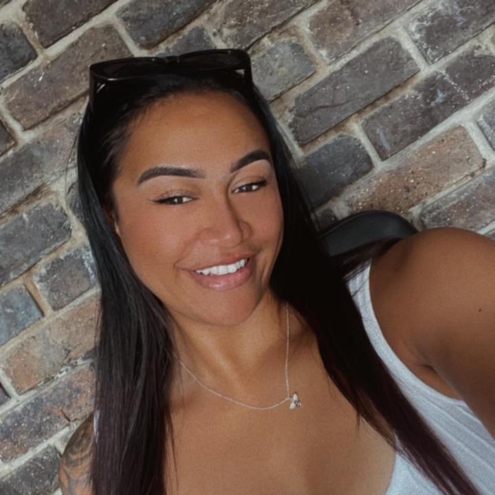 Skye Hurst-Wetere