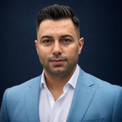 Yanko K.