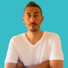 Omri Ahrak