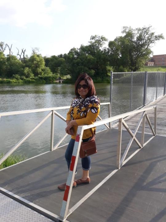 Neena R