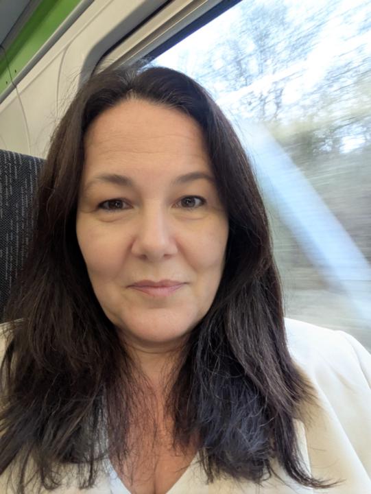 Ceri Davies