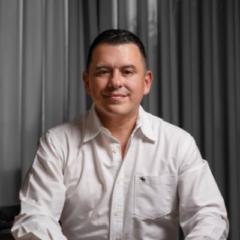 Robert A Genoy