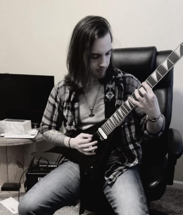 Mikel Tharp