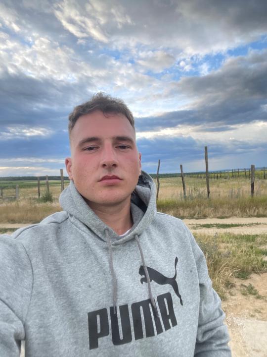 Ivanics Áron Zsolt