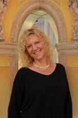 Andrea Zwengel